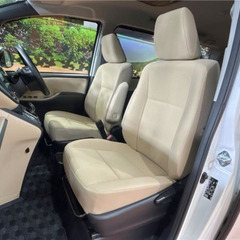 ＼ 誰でも車が買える次世代低与信ローン専門店／ 安心の１年保証付き 距離無制限！中古車販売 カーメル山梨店　平成２７年　トヨタ　ノア　69,970㌔の画像