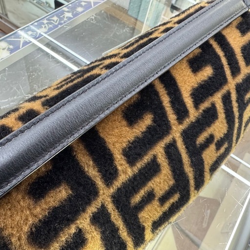 ☆ドリーム荒牧店☆FENDI フェンディ マンマバケット 2WAYバッグ ズッカ柄 