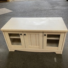 テレビボードの画像