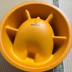 美品　バンボ　イエロー　チェア　ベビーチェアの画像