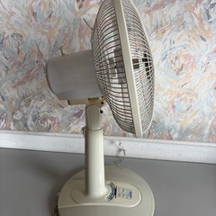J122451　日立　扇風機　リモコン付きHITACHI H-M302Rの画像