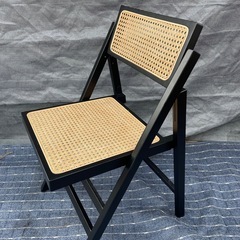 【Art of black】折りたたみ式ラタンチェア ビンテージ風の画像