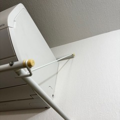 【無料】物干し 室内 エアコンハンガー　ホワイト の画像