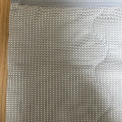 (決まりました)ニトリ　冷感薄掛け夏布団(シングル)の画像