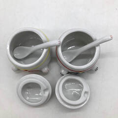 ss8226　猫の調味料入れ 4個セット 陶器製 薬味入れ 猫 4匹 福 笑顔 ネコグッズ 醤油 ソース 七味 からし 調味料ケース 中古の画像