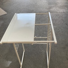 スチールラックの画像