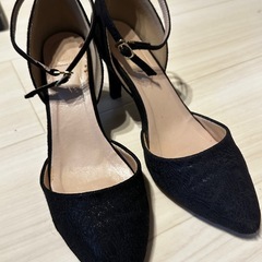 ブラック　パンプス　ヒール　レースの画像
