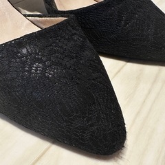 ブラック　パンプス　ヒール　レースの画像