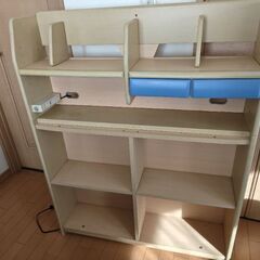 コイズミ　KOIZUMI　学習机 椅子付きの画像