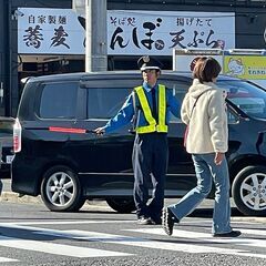 【アルバイト・パート】道路工事現場やイベント会場の警備員／週1日からOK。自分のペースで働ける警備員/週払い可！の画像