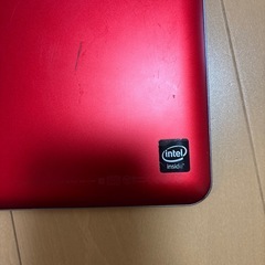 東芝　　タブレット　レッドの画像