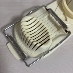 ゆで卵のカット器の画像