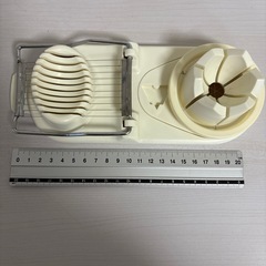 ゆで卵のカット器の画像