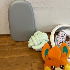 アイロン台、歩行器、ぬいぐるみセット 本日受け取れる方の画像