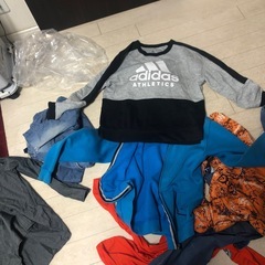 男の子パーカー　パンツなどまとめ売り11品の画像