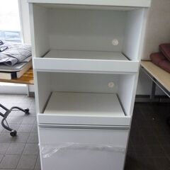 未使用/新品　訳あり特価　リメイクDIY素材に　国産 レンジボード 完成品 食器棚 カウンター キッチン収納 スライド棚 大型レンジ対応 大川家具　アウトレットの画像