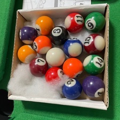 卓上ビリヤードの画像