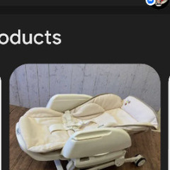 電動バウンサーと食事椅子のコンビの画像