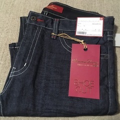 プレミアムデニムストレッチシューカットジーンズの画像