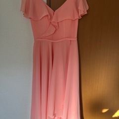 コーラル フリル付きオフショルダードレス・新品の画像