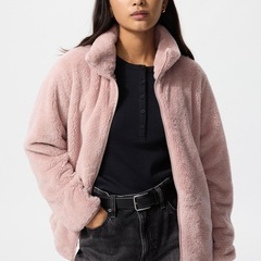UNIQLO フリースMサイズの画像