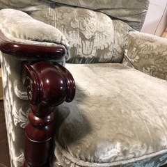 1人がけソファ　2台ありカリモクの画像