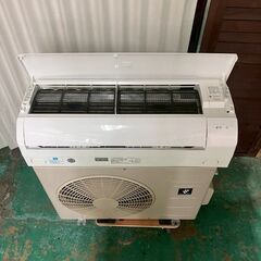 K07041 中古エアコン シャープ 2023年製 主に14畳用 冷房能力 4.0KW / 暖房能力5.0KWの画像