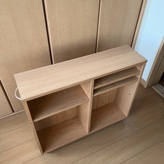 キャスター付きシェルフの画像