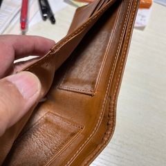 メンズ二つ折財布牛革（キャラメル色）の画像