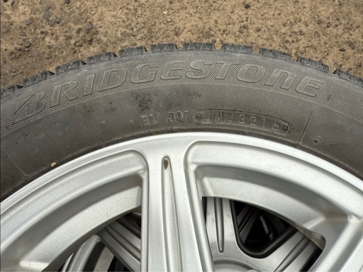ブリジストン スタッドレスタイヤ 155/65R14 75Q 