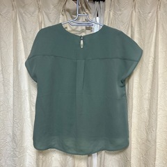 グラシアのブラウスの画像