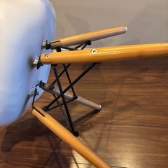 イームズ 風キッズ/ベビーチェアの画像