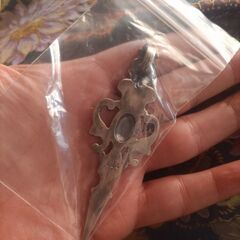 ペンダントヘッド（リーフ）の画像