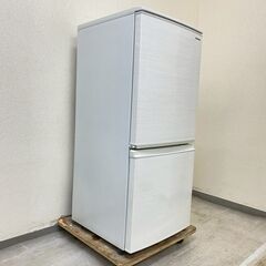 中古家電セット( 冷蔵庫 SHARP 137L 2019年製 SJ-D14E-W 洗濯機 Panasonic 5kg 2019年製 NA-F50B13J )の画像