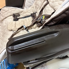 コンビの電動ハイローチェアー　　　バウンサーの画像