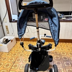 子供用三輪車の画像