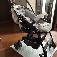 コンビ　メチャカルハンディオート4キャス　エッグショックの画像