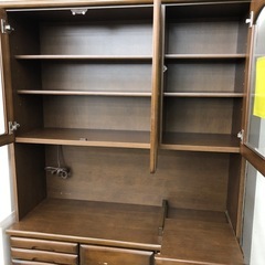 【ドリーム川西店御来店限定】☆ジモティー見たよ♪割引☆  3枚扉食器棚  クリーニング済み 【2125560000038700】の画像