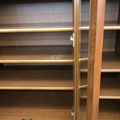 【ドリーム川西店御来店限定】☆ジモティー見たよ♪割引☆  3枚扉食器棚  クリーニング済み 【2125560000042852】の画像