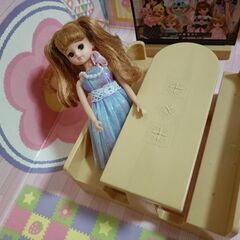 ①バービーハウス＆リカちゃん人形の画像