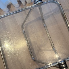 サイドテーブルの画像