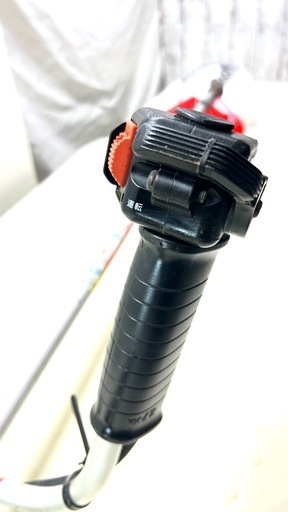 カーツ株式会社製草刈り機、UP２４０

