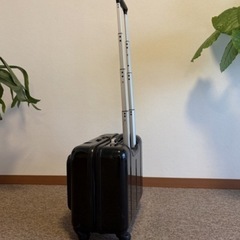 キャリーケースの画像