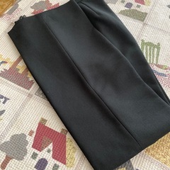 レディーススーツの画像