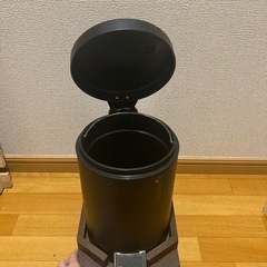 台車付きゴミ箱（フットペダルあり）の画像