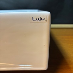 壁掛け角形手洗器の画像