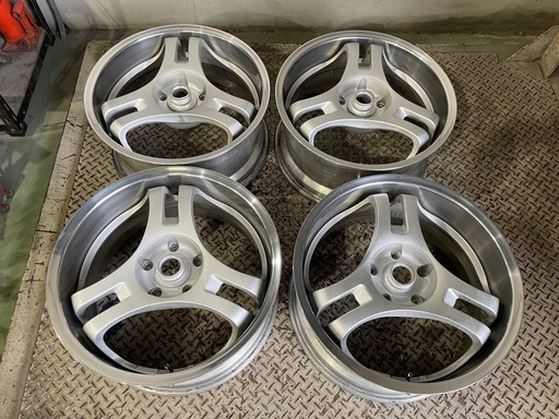 スーパーアドバン SA3R 17inch 8j+35 114.3 5H 4本 (MD) 宇多津の