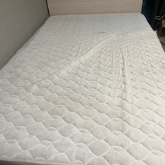 セミダブルベッドの画像