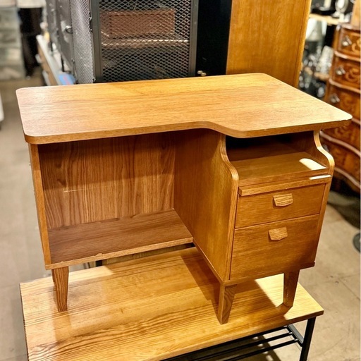 unico 机　デスク　学習机　(クルト)美品 ウニコ unico クルト デスク desk 学習机 ウニコunicoクルトデスクKURT