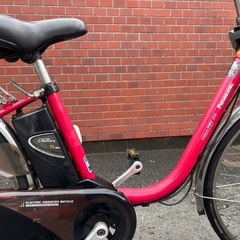 Panasonic 電動アシスト自転車 赤の画像